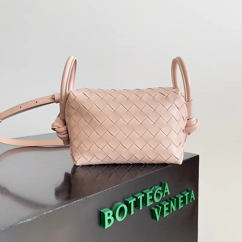 All categories 💚 Authentic bags 💚 BV 2025 new BV crossbody bag